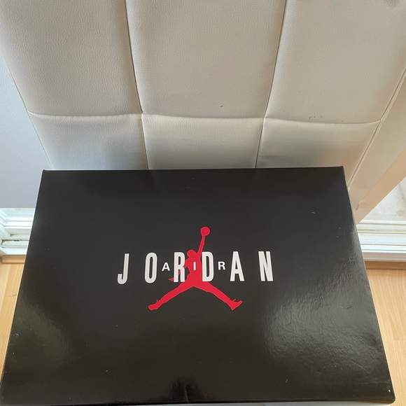 Jordan 11 Retro Low Concord Bred - Picture 7 of 9